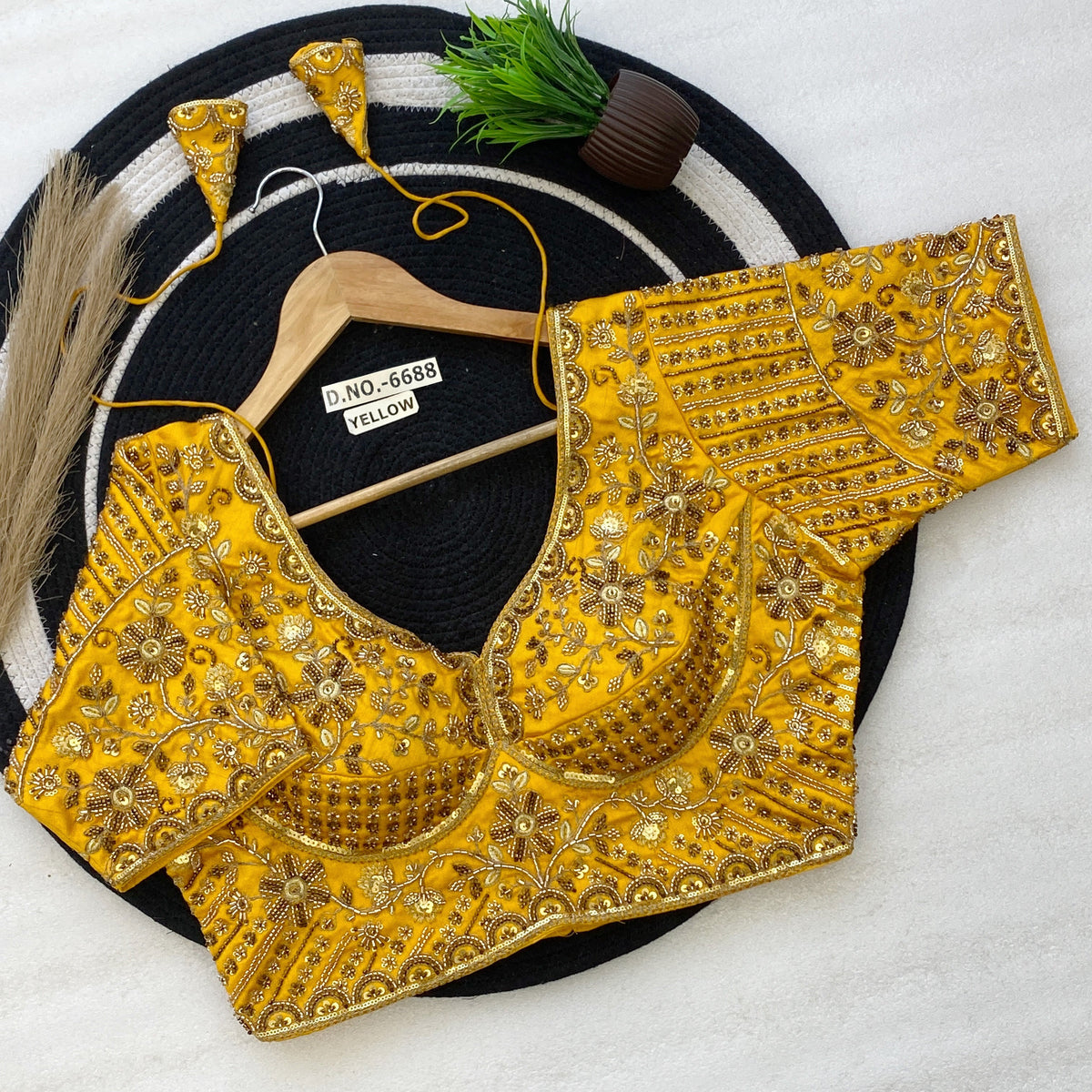 Sabyasachi Pattern Bridal Blouse - Heavy Handwork Italian Silk - Des- 6688 – Rani – view 11