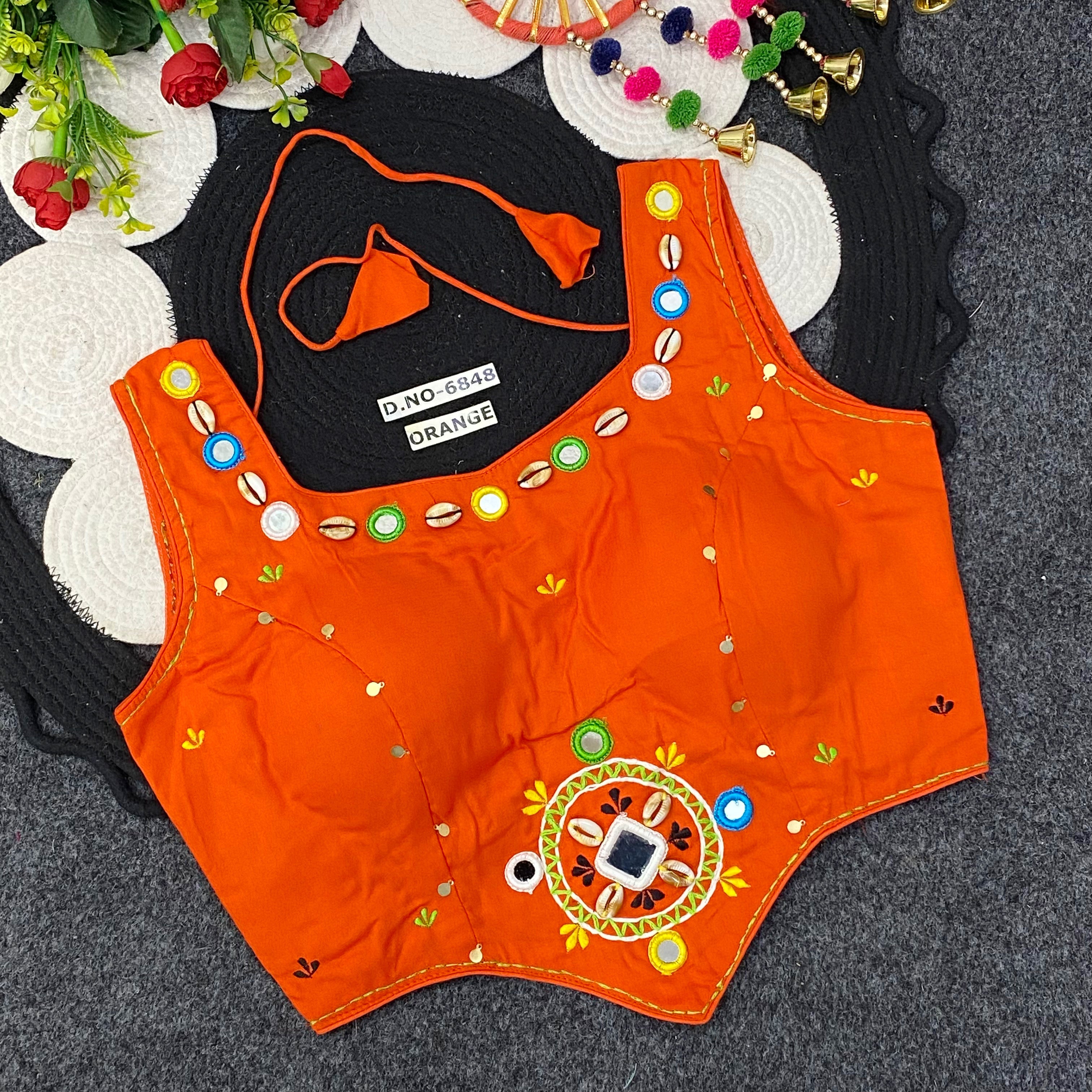 Navratri Designer Blouse - Des- 6848 – Rani – view 5