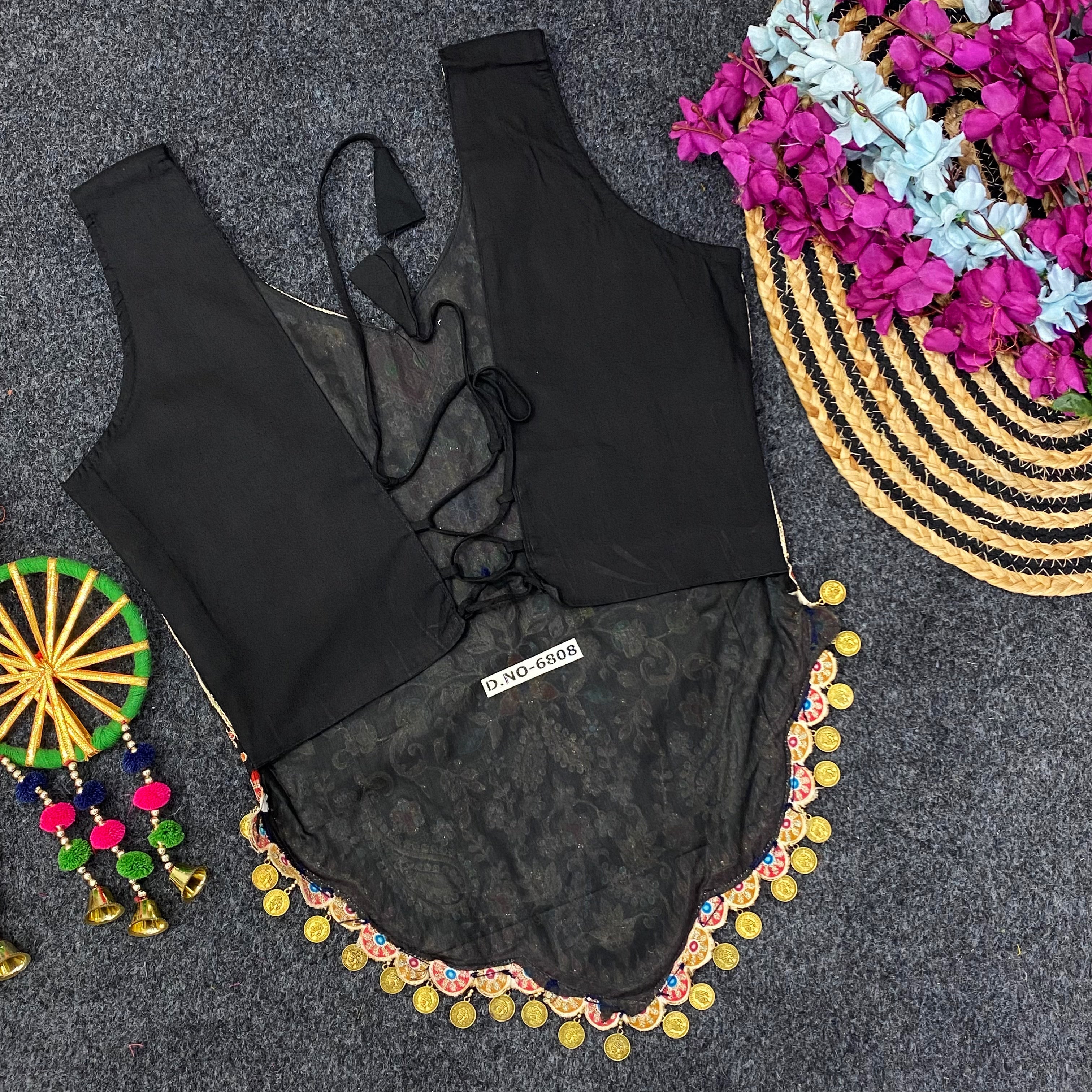 Navratri Kedia Position Print Coin Work Blouse - Des- 6808 – Whiterani – view 2