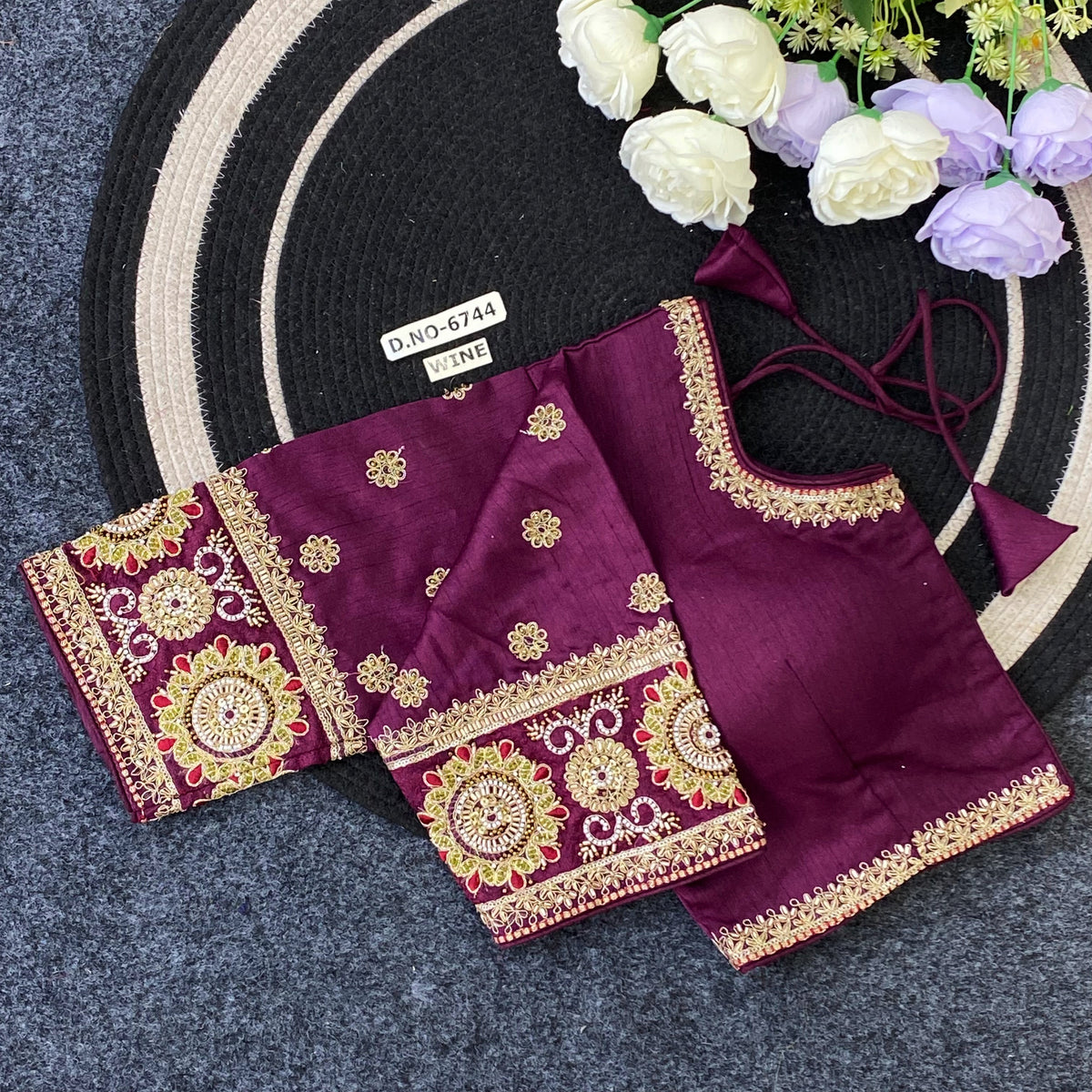 Italian Silk Beads Handwork Round Neck - Des- 6744 – Chiku – view 10