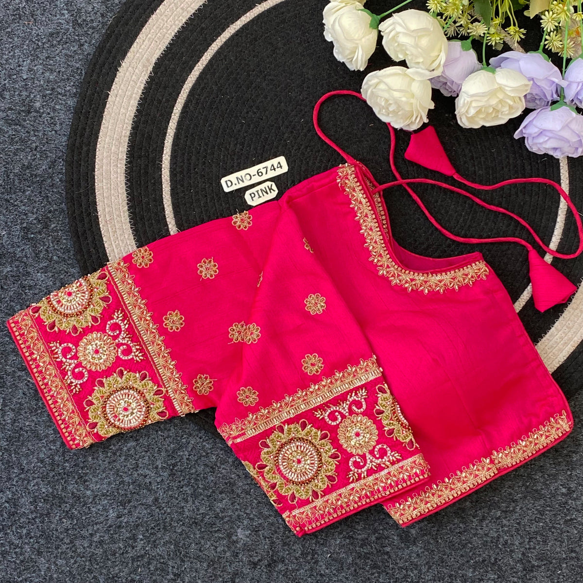 Italian Silk Beads Handwork Round Neck - Des- 6744 – Rani – view 13