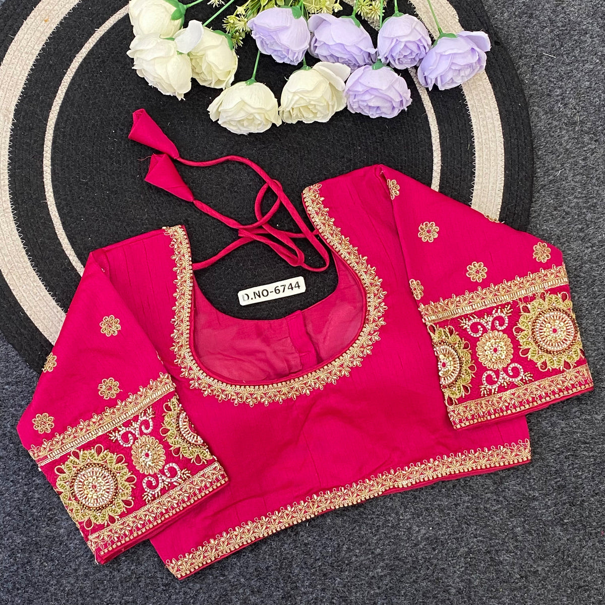 Italian Silk Beads Handwork Round Neck - Des- 6744 – Rani – view 14