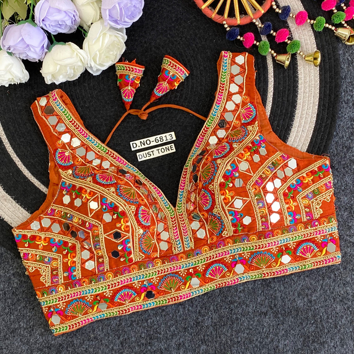 Navratri Mirror Work Convertible Sleeve Blouse - Des- 6813 – Black – view 8