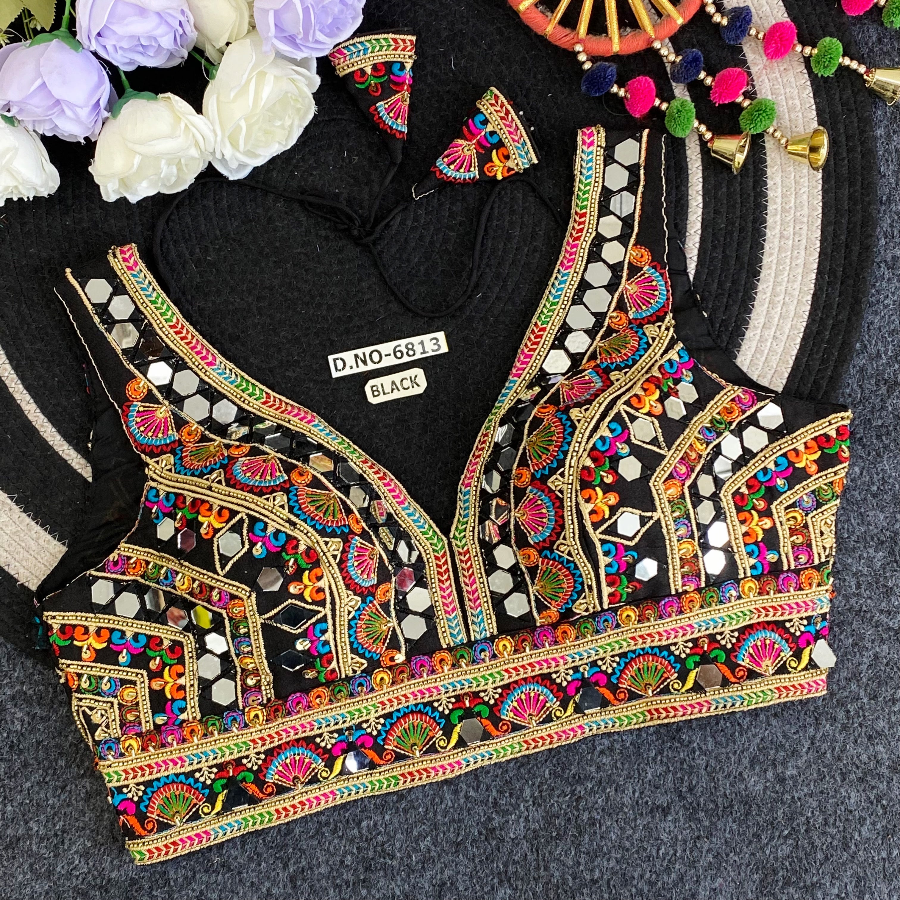 Navratri Mirror Work Convertible Sleeve Blouse - Des- 6813 – Green – view 9