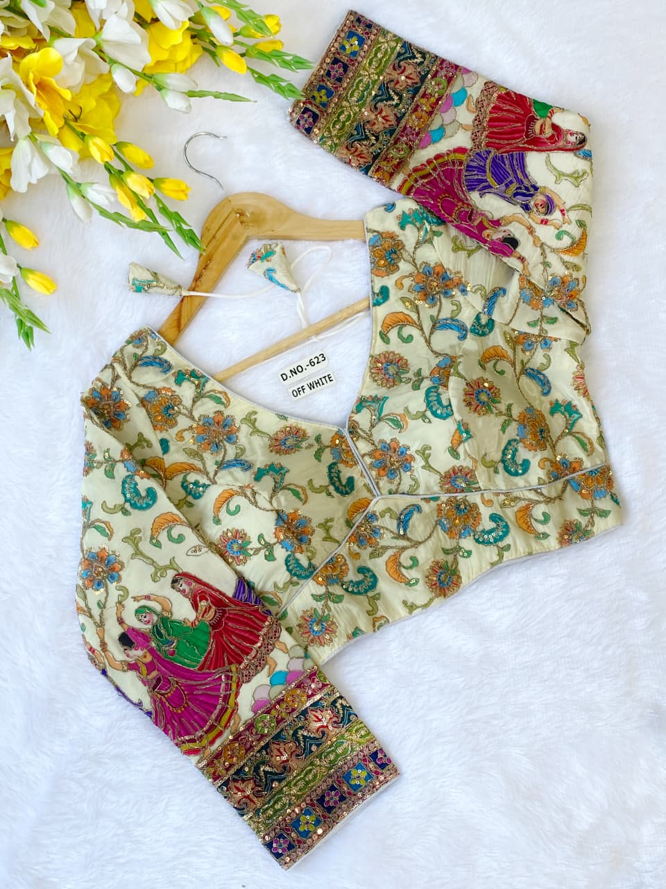 Viscose Crepe Position Print Embroidered Blouse - Des- 623 – Botte Green – view 8