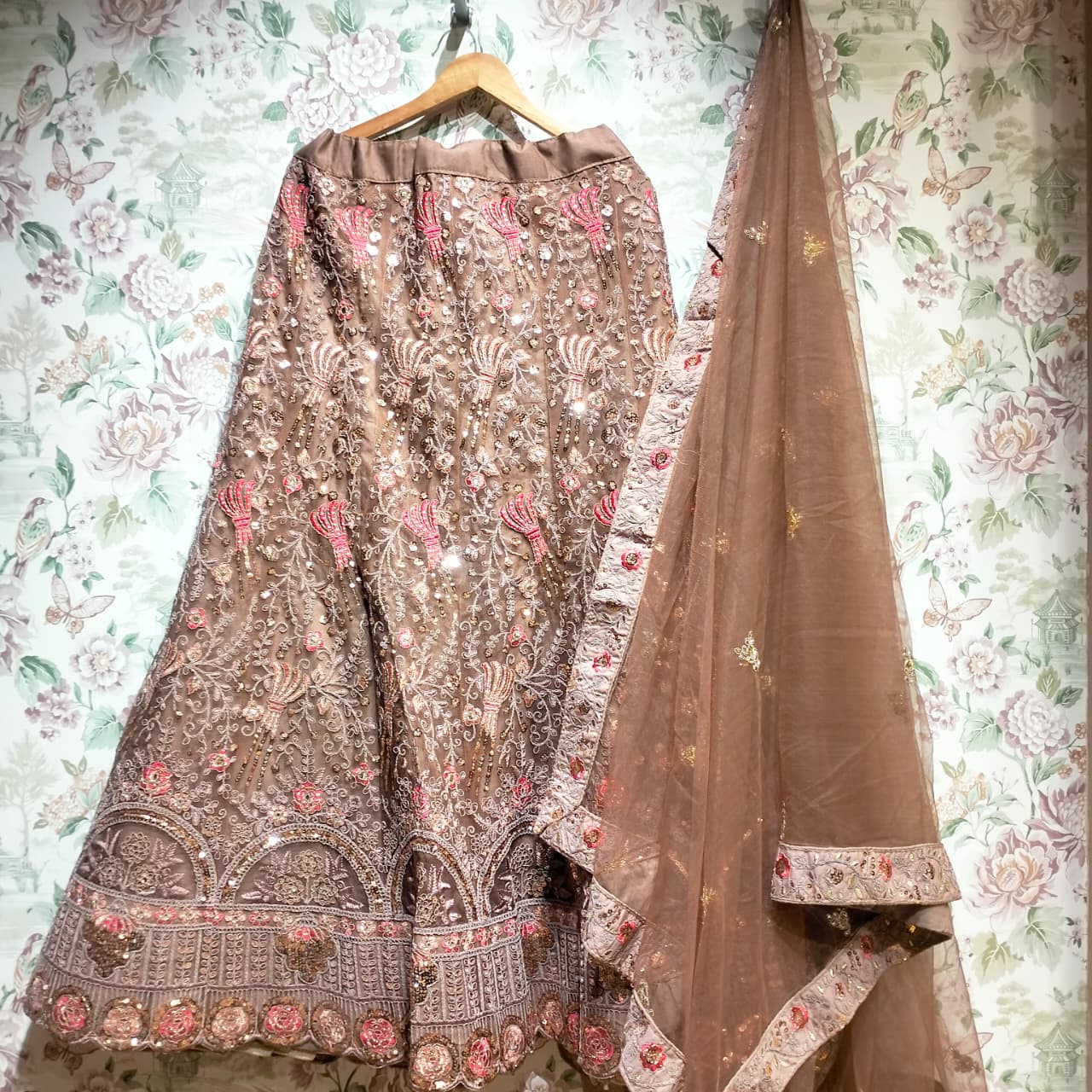 The Jharokha Heirloom Darbar: Gold Heritage Lehenga Ensemble I – Gold – view 1