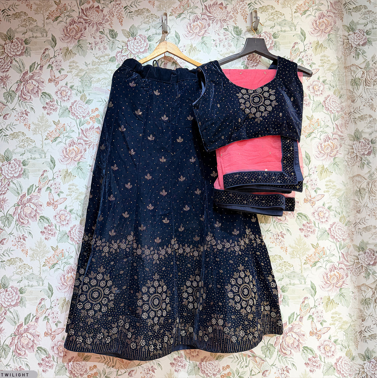 The Jaipur Palace Collection: Black Heritage Lehenga Ensemble IV – Black – view 3