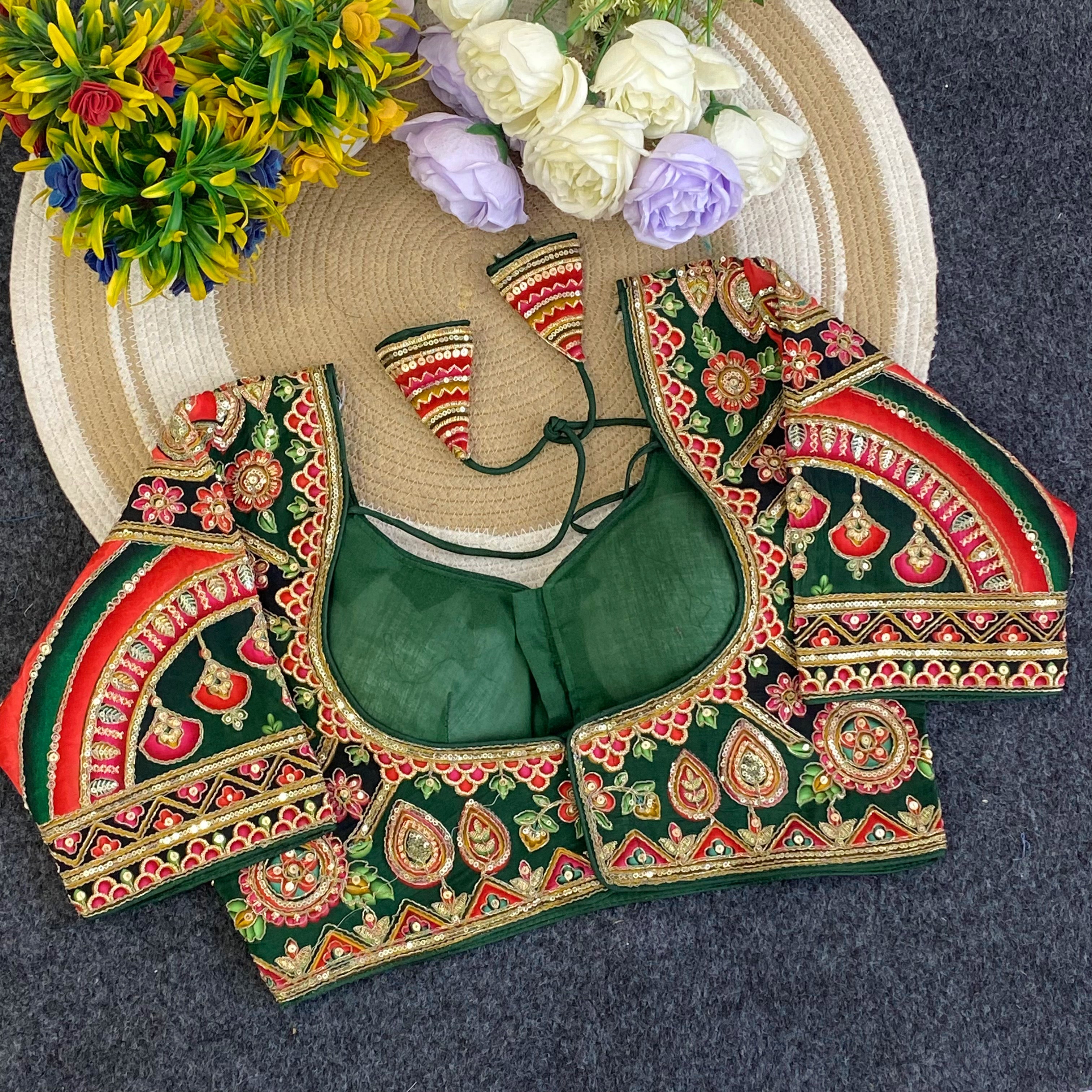 Navratri Sabyasachi Viscose Crepe Blouse - Des- 6812 – Off White – view 2