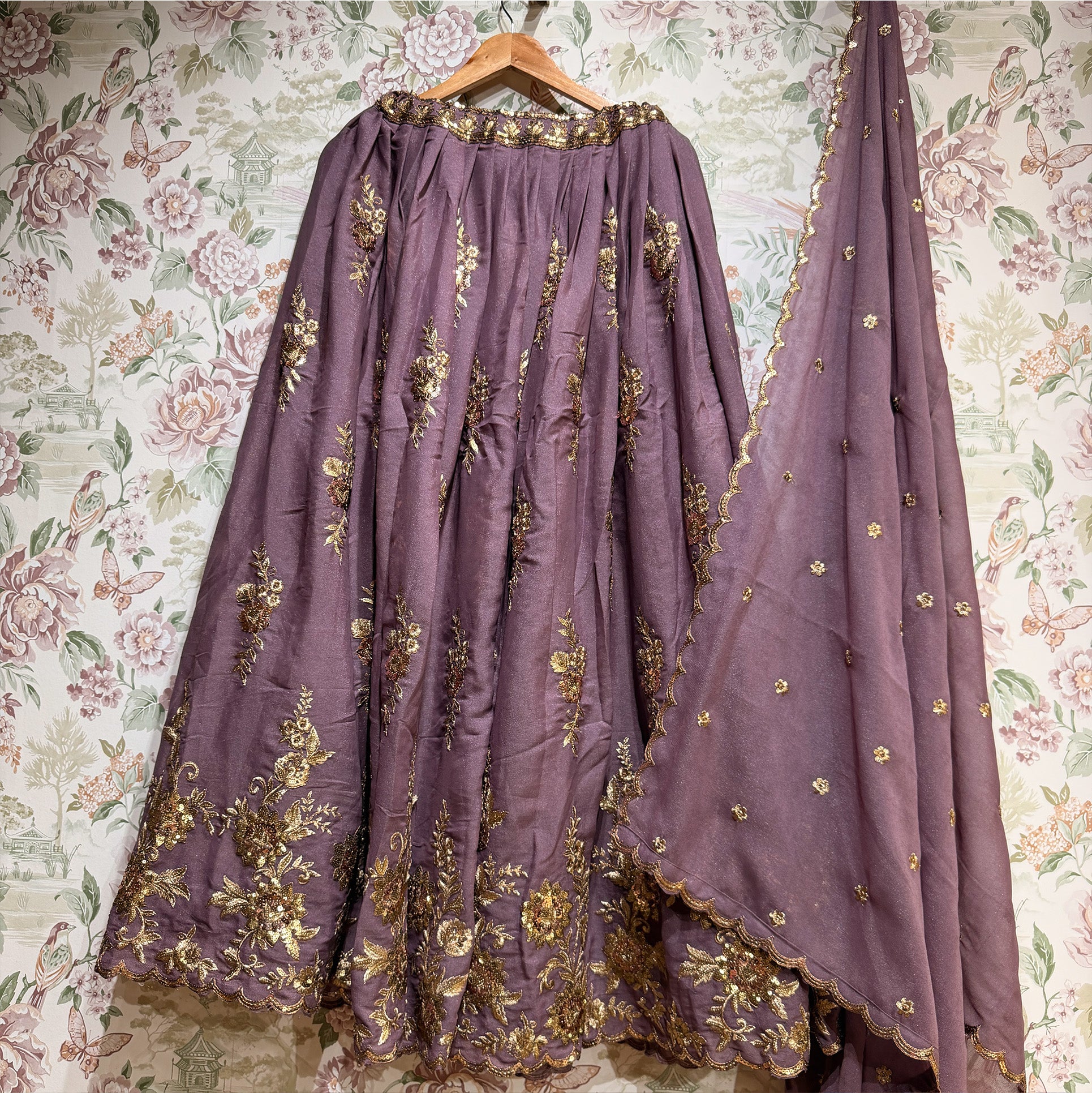 The Amber Fort Heirloom: Lavender Silk Lehenga Ensemble II – Lavender – view 1