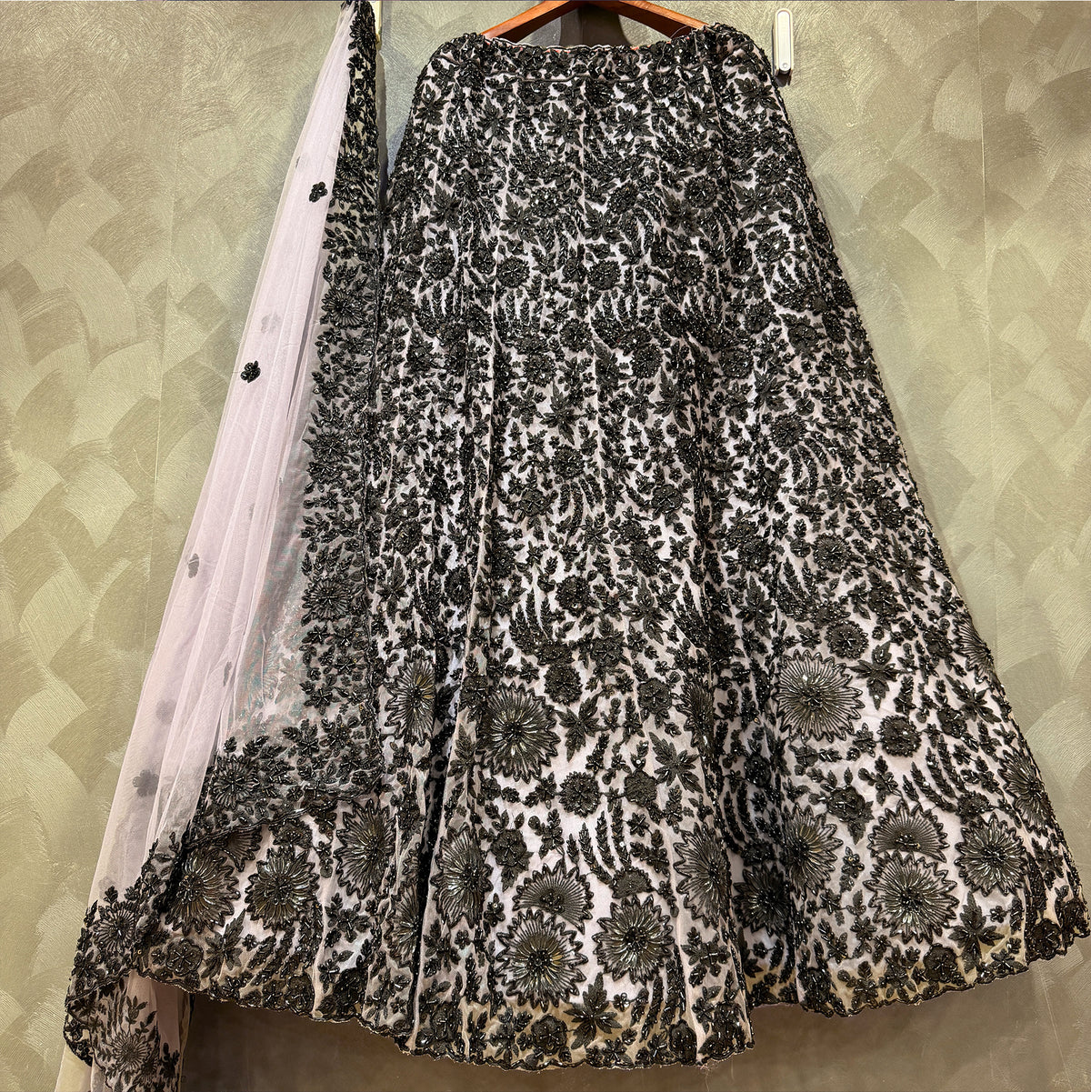 The Kashi Trousseau Edit: Black & Lavender Heritage Lehenga Ensemble I – Lavender and Black – view 1