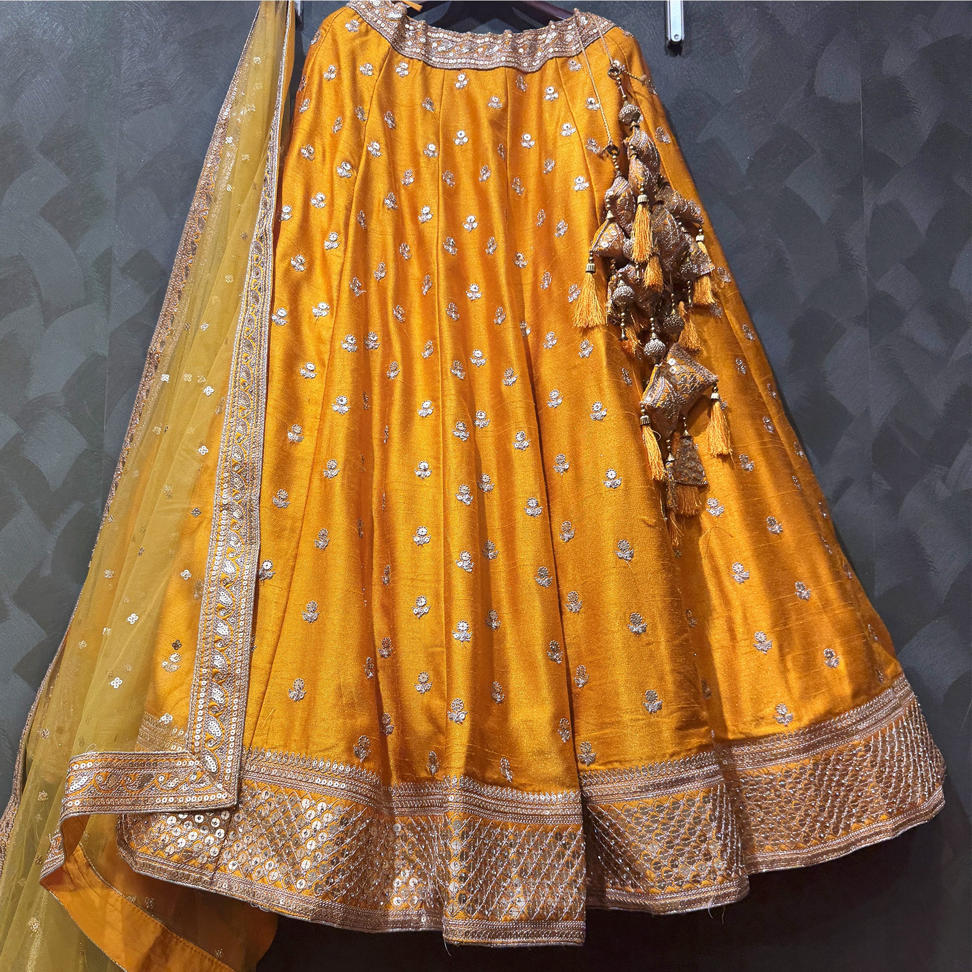 The Banaras Loom Collection: Blue Heritage Lehenga Ensemble II – Blue – view 2