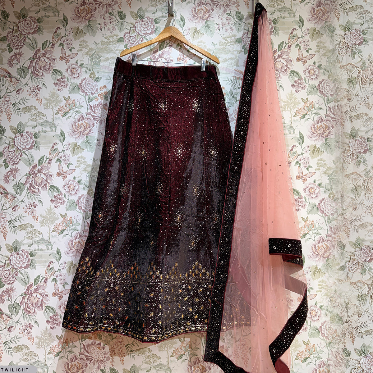 The Jaipur Palace Collection: Black Heritage Lehenga Ensemble IV – Black – view 2