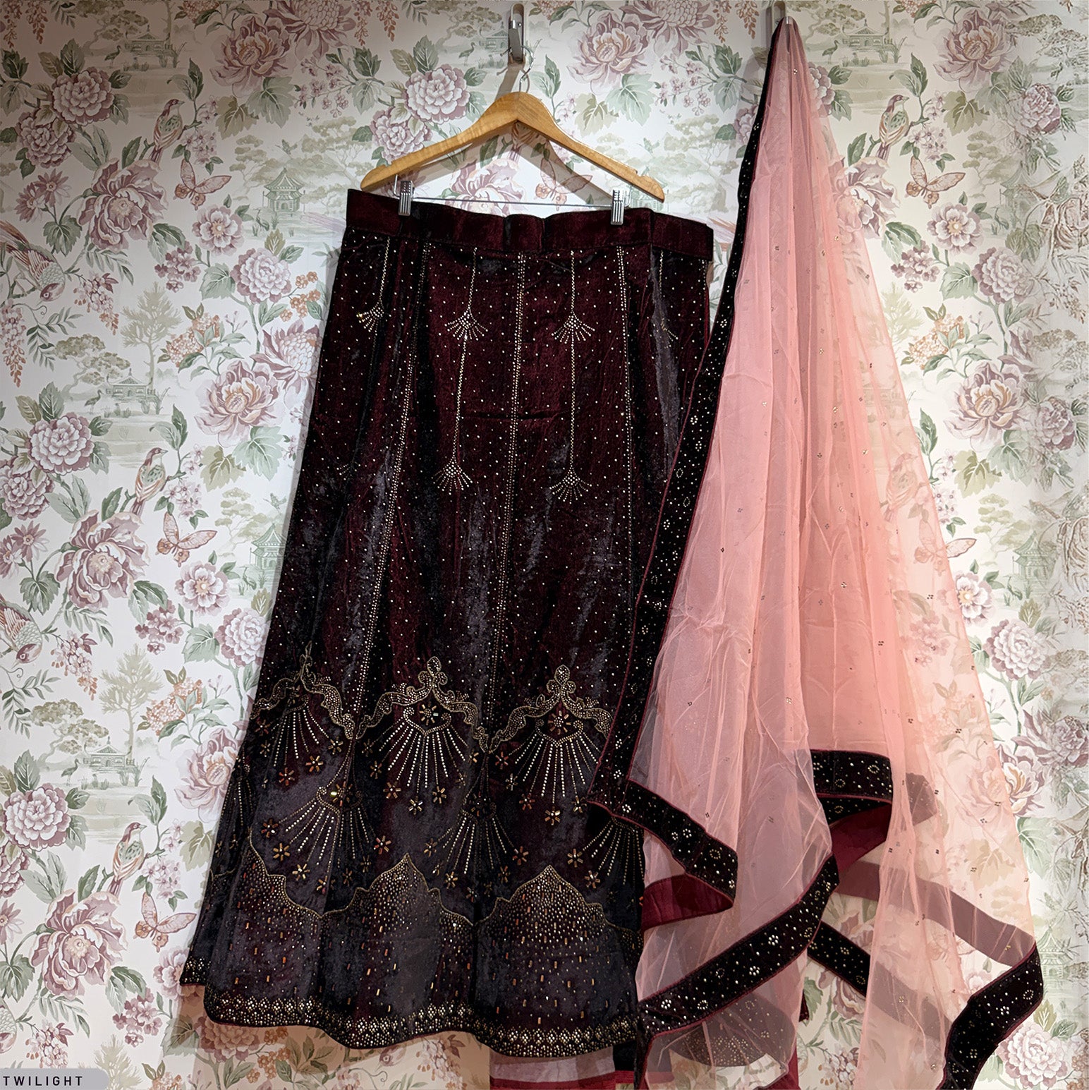 The Jaipur Palace Collection: Black Heritage Lehenga Ensemble IV – Black – view 4