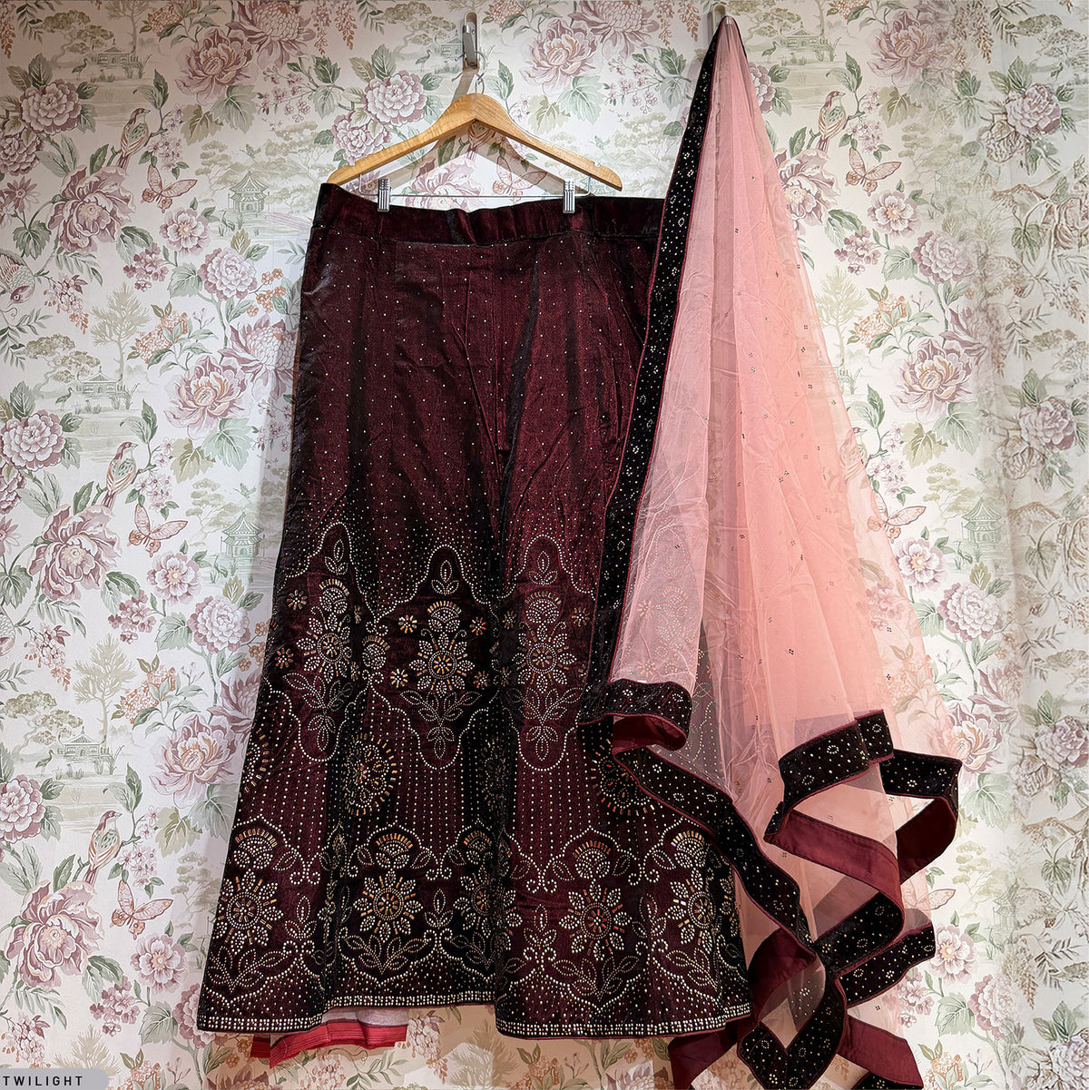 The Jaipur Palace Collection: Black Heritage Lehenga Ensemble IV – Black – view 5